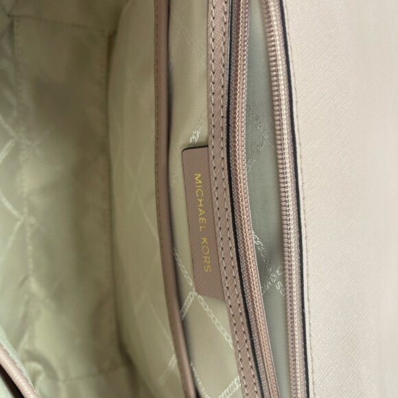 MICHAEL KORS HANDBAG - Picture 3 of 3